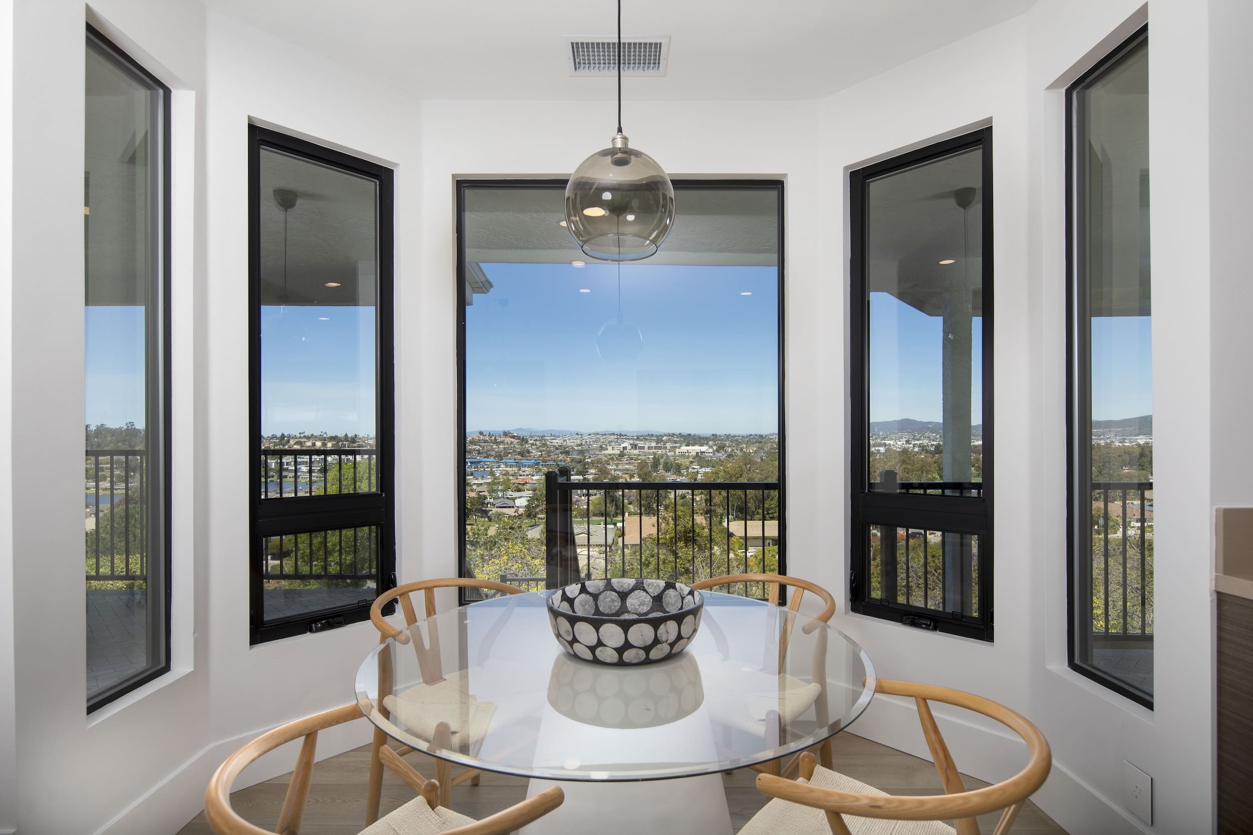 Modern ADU construction in San Diego with a stylish backyard.   Custom-built accessory dwelling unit (ADU) with energy-efficient design.   San Diego ADU builders working on a detached guest house.   Luxury home remodeling project in San Diego featuring a modern kitchen.   San Diego home renovation with upgraded interiors and open floor plan.   Bathroom remodel in San Diego with sleek tile and custom vanity.   New home construction project in San Diego with contemporary design.   Experienced San Diego construction team building a custom home.   High-quality residential construction site in San Diego.